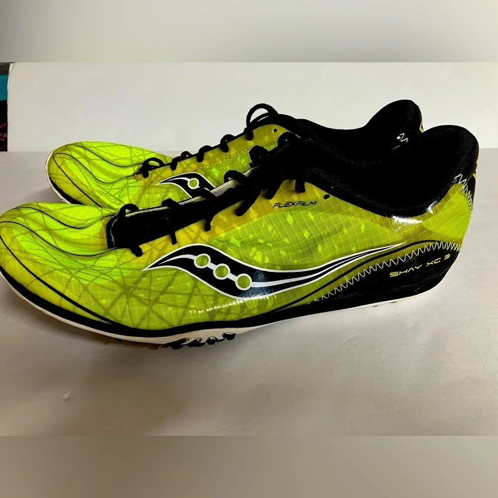 Saucony Men’s Shay XC3 Spike Running Shoe/Cleats, Size 11.5, Neon Green/Black
